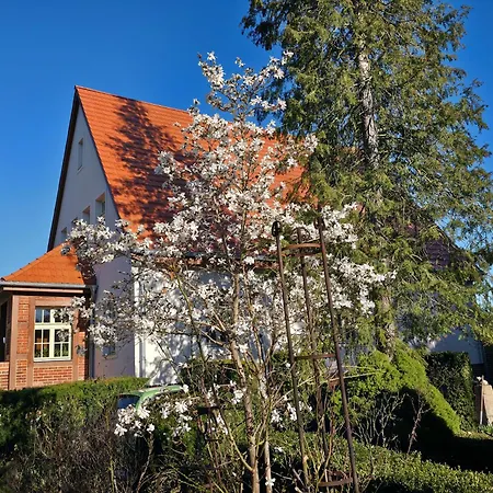 Gemuetliche In Wansdorf Im Denkmalgeschuetzten Haus شقة